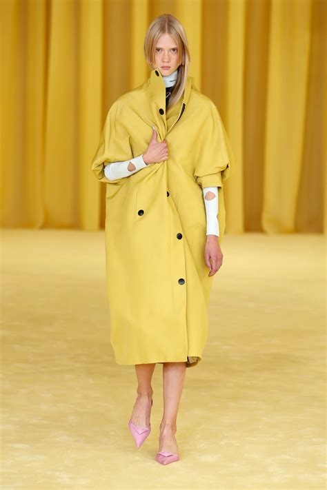 prada ss 21 review